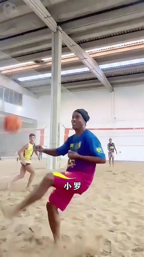 购霍芬海姆 购霍芬海姆